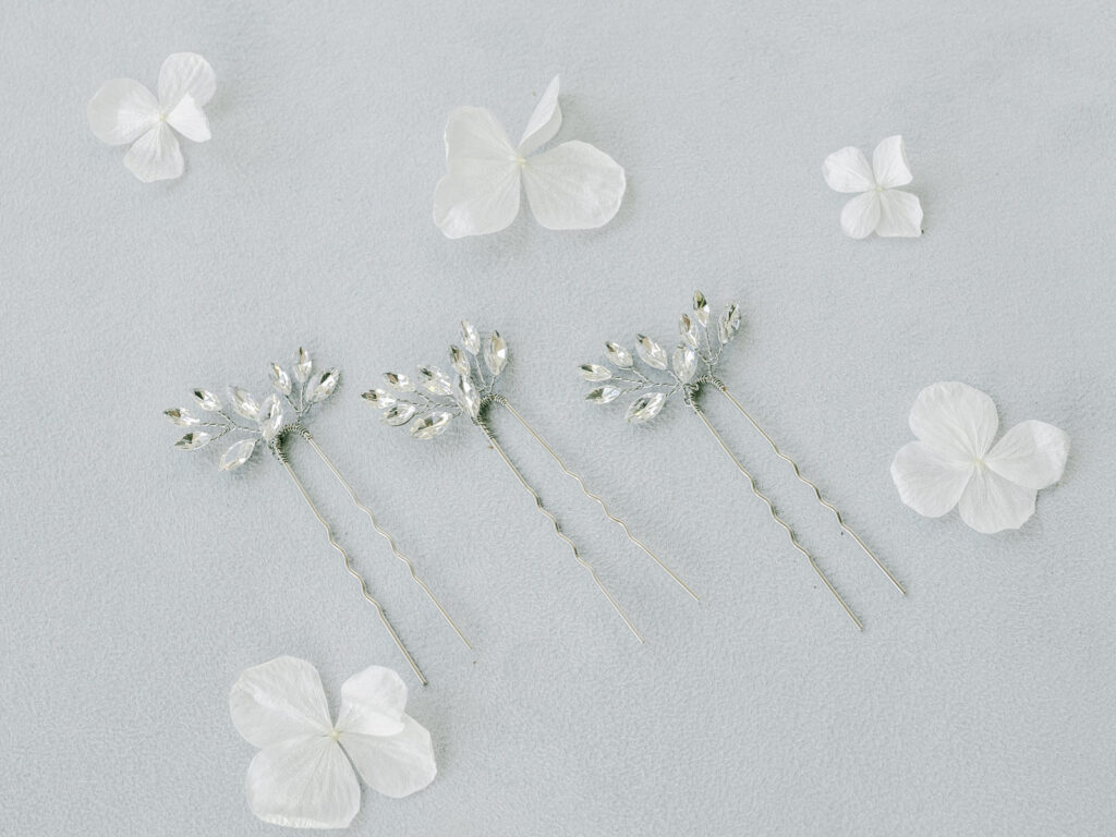 The White Collection bridal hair accessory